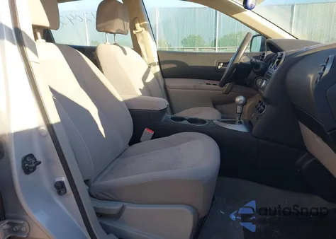 2013 Nissan Rogue S z USA, uszkodzony, nr VIN JN8AS5MV1DW151308